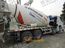 出售2台14方中联重科前四后八搅拌罐车