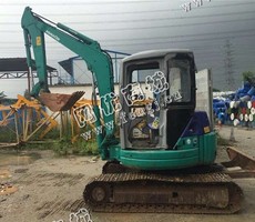 出售一台小松45MR-1挖掘机