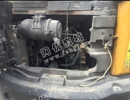 出售一台小松40MR-2挖掘机