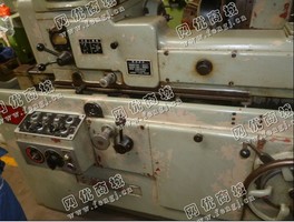 出售1台Y7520螺纹磨床