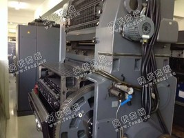 出售一台02年海德堡CD102-5对开五色印刷机