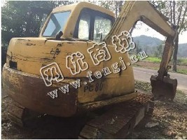出售一台06年小松60-7挖掘机