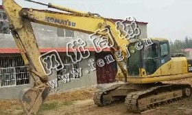出售一台07年小松200-7挖掘机