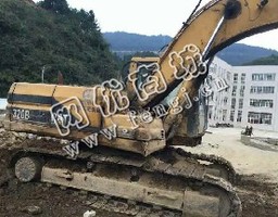 出售99年卡特320B和03年大宇220-5挖掘机