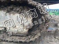 出售一台2011年加藤820-3挖掘机