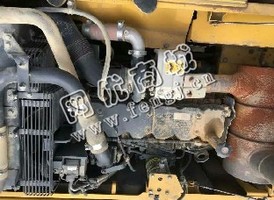 出售一台10年小松200-8挖掘机