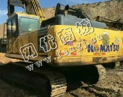 出售一台11年小松360挖掘机