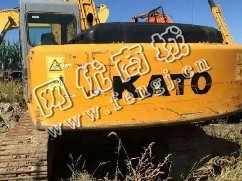 出售一台11年初加藤820R挖掘机