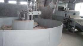 出售6台186梳棉机，2台272并条机，2台601气流纺等设备