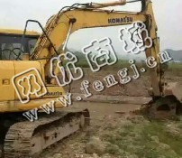 出售一台小松130-7挖掘机
