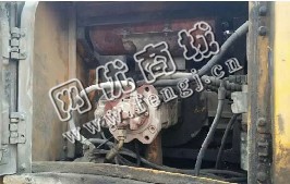 出售一台现代215-7C挖掘机