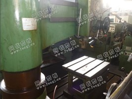 出售中捷3050摇臂钻床