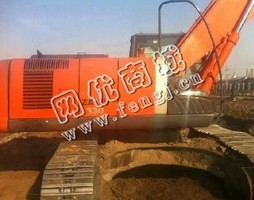 出售一台09年日立270-3挖掘机