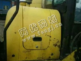 出售一台11年小松56挖掘机