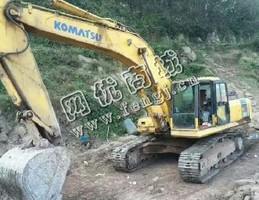 出售一台10年小松360-7挖掘机