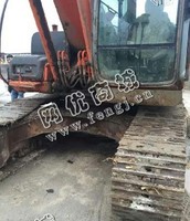 出售一台05年日立200-6挖掘机
