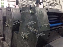 出售05年海德堡GTO4色6开印刷机