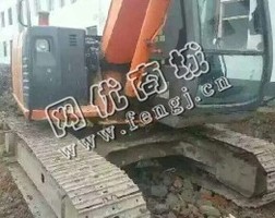 出售一台11年日立70挖掘机