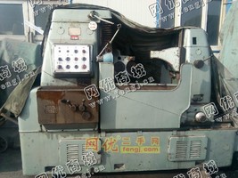出售2台318e滚齿机