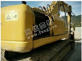 出售一台04年小松220-7挖掘机