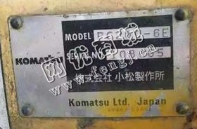 出售一台00年小松200-6挖掘机