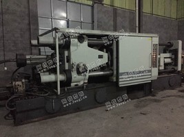 出售2010年常州华晨700吨压铸机