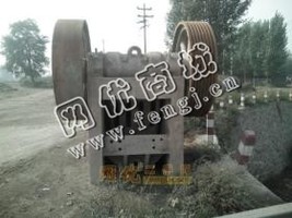 出售1台600*900破碎机