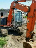 出售一台10年日立70挖掘机