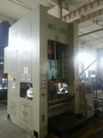 出售1台扬力250吨冲床