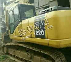 出售一台07年小松220-7挖掘机
