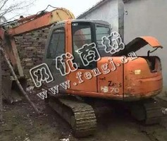出售一台07年日立70挖掘机