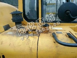 出售一台11年JCM906挖掘机