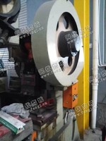 出售1台二手jd23-35型浙江二锻压机床厂开式可倾压力机