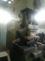 出售1台二手160吨扬力冲床