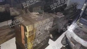 出售1台二手大连cw6163*2米卧式车床