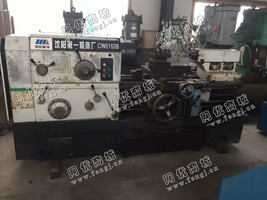 出售1台二手沈阳6163b*3米车床