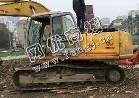 出售一台住友200Z3挖掘机