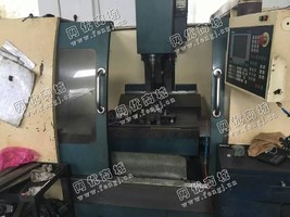 出售1台750数控铣床