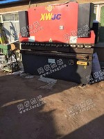 出售1台鑫威WC67Y-250折弯机，1台qc12k2500剪板机