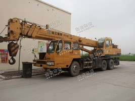 出售一台2006年徐工25吨吊车