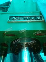 出售1台2010年J32-200吨四柱液压机