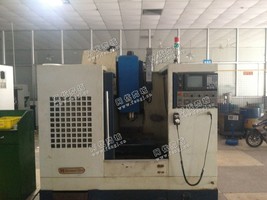 出售3台650加工设备带24把*库主轴10000转BT40主轴