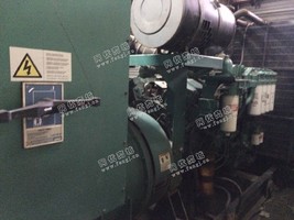 出售2台6160潍柴250千瓦柴油发电机组