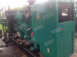 出售康明斯320kw发电机