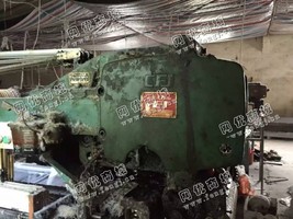 出售22台230越峰剑杆织机