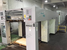 出售一台01年德国罗兰707＋过油印刷机