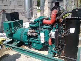 出售二手发电机康明斯150KW一台
