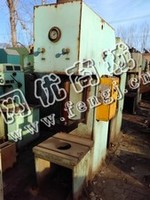 出售二手天津二锻40吨单柱校正压装液压机
