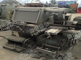 出售1台二手上海第三机床厂m9017a光学工具曲线磨床