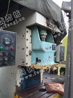出售二手上海二锻J21－125开式固定台压力机